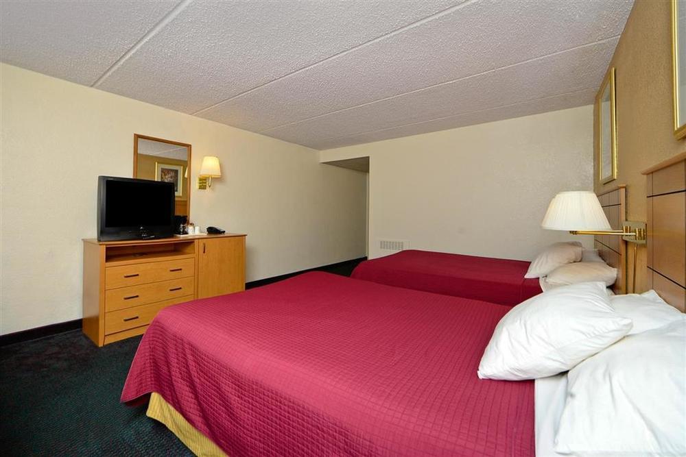 Americas Best Value Inn And Suites St. Cloud Saint Cloud Ruang foto