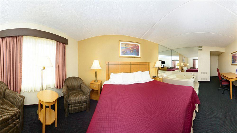 Americas Best Value Inn And Suites St. Cloud Saint Cloud Bagian luar foto