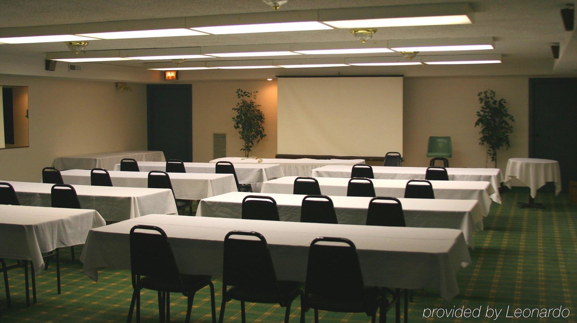 Americas Best Value Inn And Suites St. Cloud Saint Cloud Bagian luar foto